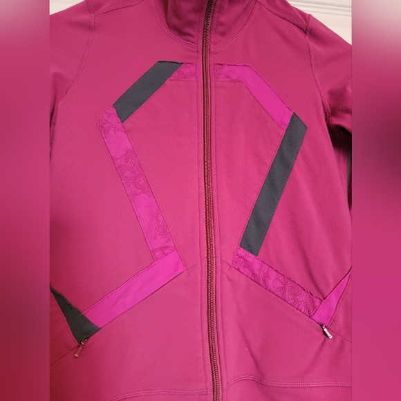 Lululemon Origami Stride Jacket sz 2 - Picture 3 of 7